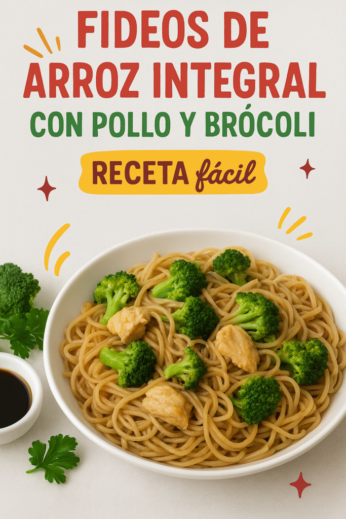 Fideos de arroz integral con pollo y brócoli